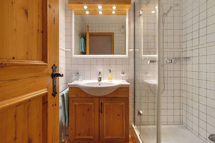Chalet pour 4 personnes, avec terrasse à Crans-Montana - 4