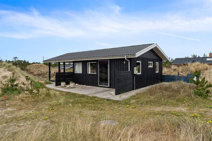 Ferieudlejning for 6 personer, med Terrasse i Klitmøller