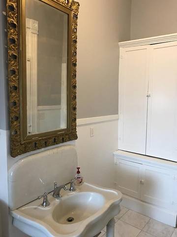 Bed And Breakfast for 2 Guests in St. Joseph, Missouri, Picture 4