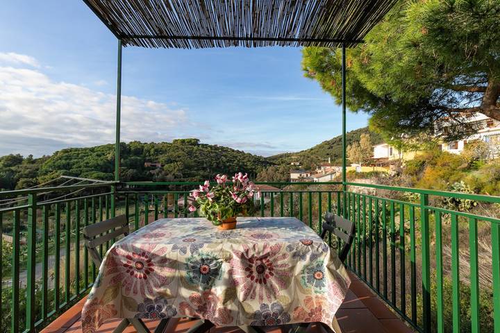 Appartamento intero, Idilliaco appartamento per vacanze "Simona" vicino alla spiaggia con terrazza e Wi-Fi in Spiaggia di Fetovaia (Campo nell'Elba), Campo nell'Elba