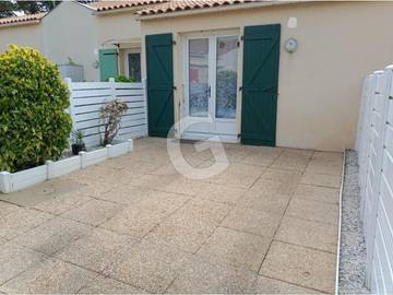 Gîte pour 3 personnes, avec terrasse dans Plage du Goulet