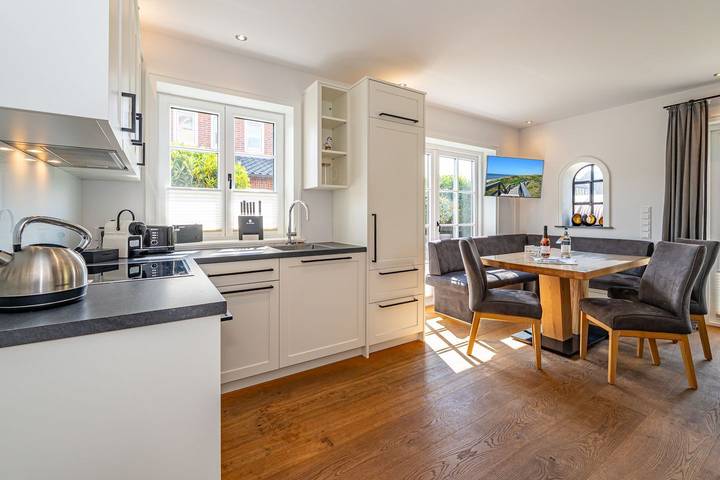 End-Ferienhausteil für max. 6 Personen mit Sauna und Garten. in Tinnum, Sylt (Gemeinde)