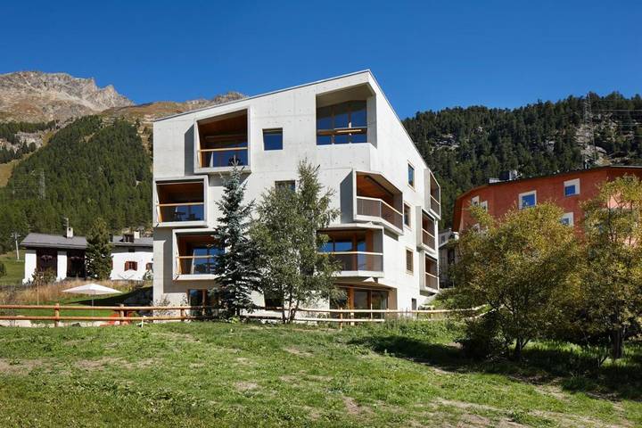 Gîte pour 4 personnes, avec Balcon et Terrasse ainsi que Sauna et Vue