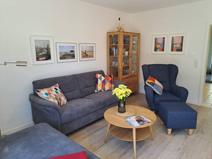 Ferienwohnung für 3 Personen, mit Balkon/Terrasse und Terrasse sowie Garten in Warwerort