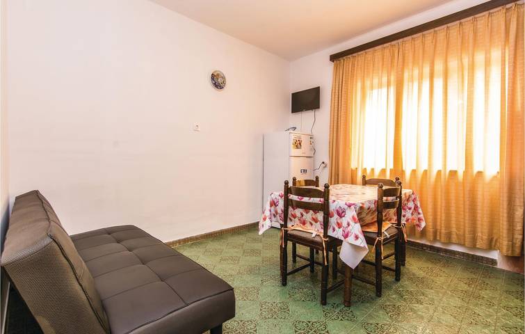 Ferienwohnung für 9 Personen, mit Terrasse in Starigrad - 2