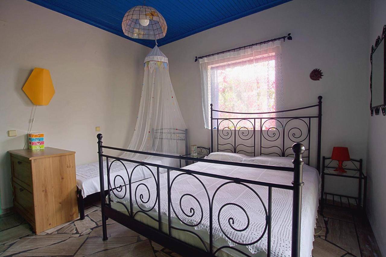 Appartement entier, Three-Bedroom Holiday Home in Kantia Plage, Argolide