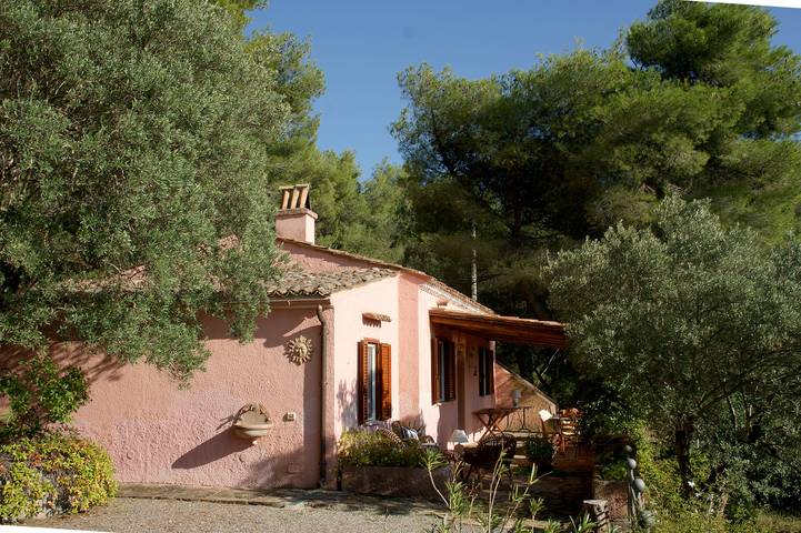 Casa de vacaciones para 6 personas, con terraza y jardín - 1