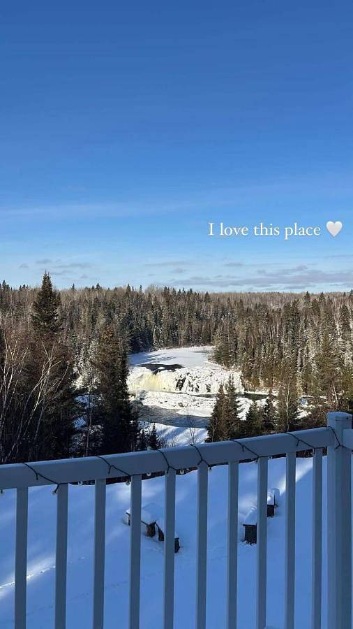 Location de vacances pour 6 personnes, avec jardin et vue à Saguenay - 2