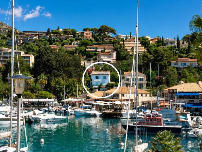 Gîte pour 2 personnes, avec vue et terrasse dans le Var - 3