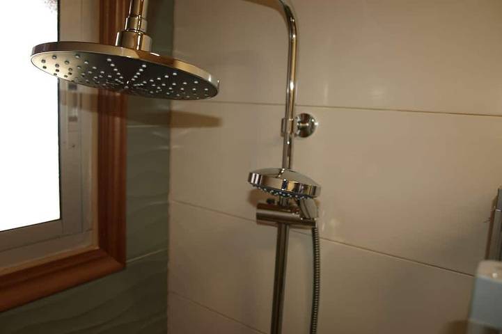Apartamento entero, Bueu: Apartamento con terraza y vistas al mar a 300 metros de la playa in Praia de Beluso (Bueu), Bueu