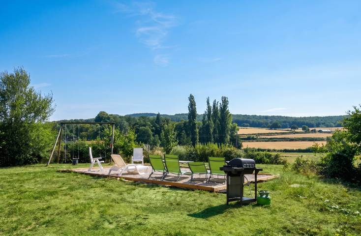 Location de vacances pour 15 personnes, avec terrasse et jardin à Le Puley