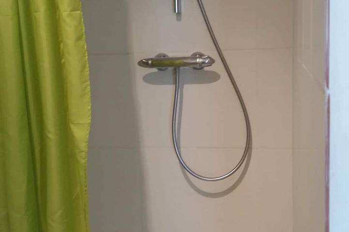 Location de vacances pour 3 personnes, avec jardin et terrasse à Étaules - 3