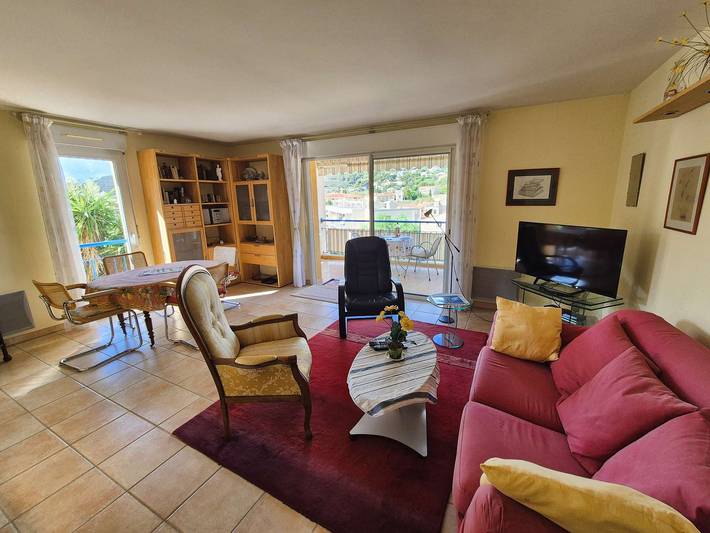 Apartamento vacacional entero, 3 rooms, in the heart of Saint Mandrier village in Saint-Mandrier-sur-Mer, Costa mediterránea (Francia)