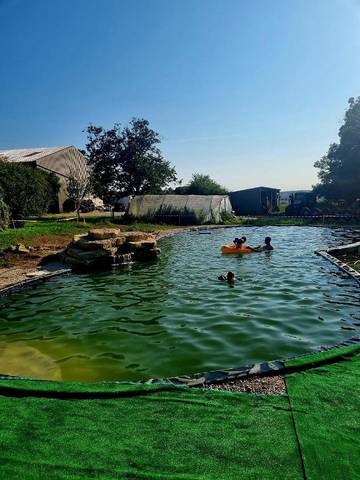 Maison de vacances pour 13 personnes, avec jardin ainsi que jacuzzi et piscine, adapté aux familles dans Haute-Saône