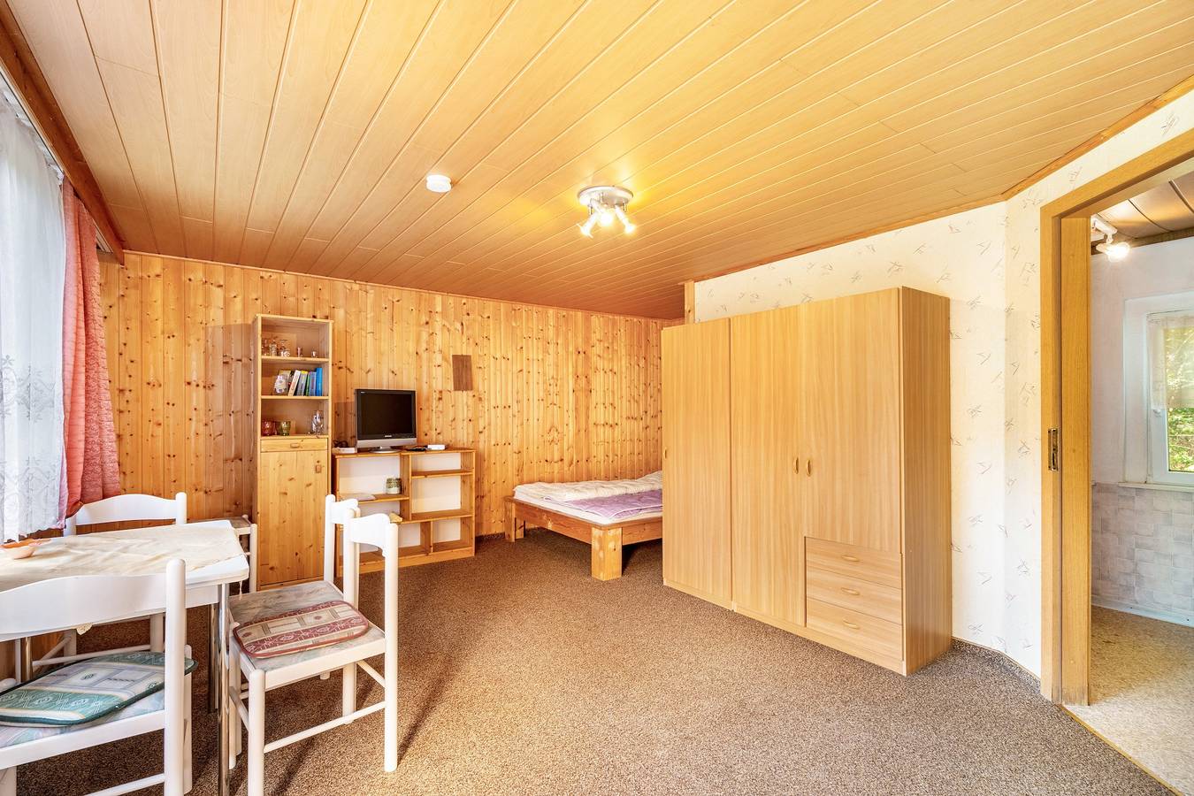 Bungalow '23 - Kimbucht' mit privater Terrasse und gemeinsamem Garten in Waldhufen, Oberlausitz-Niederschlesien