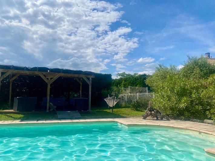 Gîte pour 4 personnes, avec piscine et jardin à Alba-la-Romaine - 2
