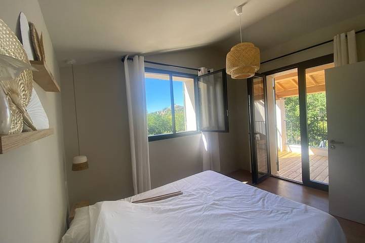 Location de vacances pour 15 personnes, avec jardin et balcon à Crillon-le-Brave - 2