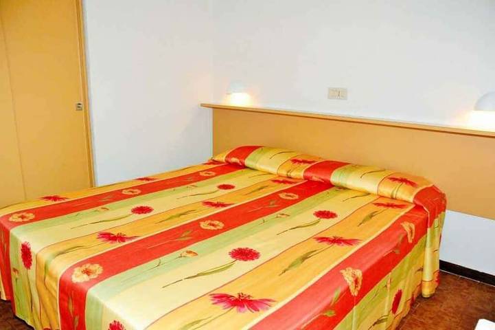 Bungalow für 4 Personen, mit Garten und Pool in Lignano Sabbiadoro - 2