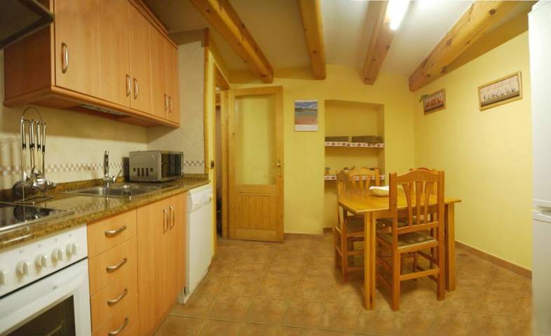 Casa rural para 8 personas, con balcón en Massis dels Ports - 3