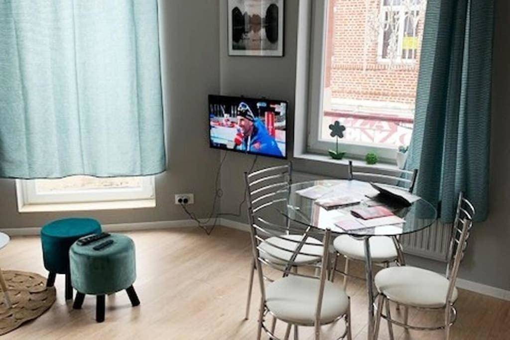Appartement entier, One-Bedroom Apartment in Caudry, Département Nord
