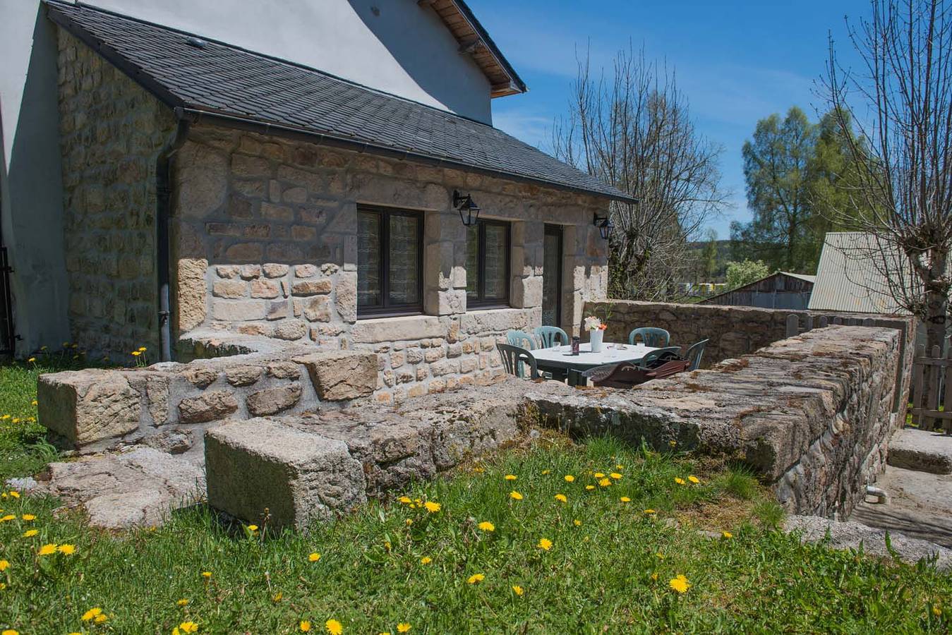 Casa de huéspedes para 6 personas con terraza in Peyre-en-Aubrac, Región de Mende