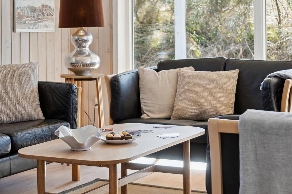 Luxuriöses, neu renoviertes Ferienhaus mit Pool, großem Outdoor-Spa und fantastischer Lage in Nr. Lyngvig in Nørre Lyngvig, Hvide Sande