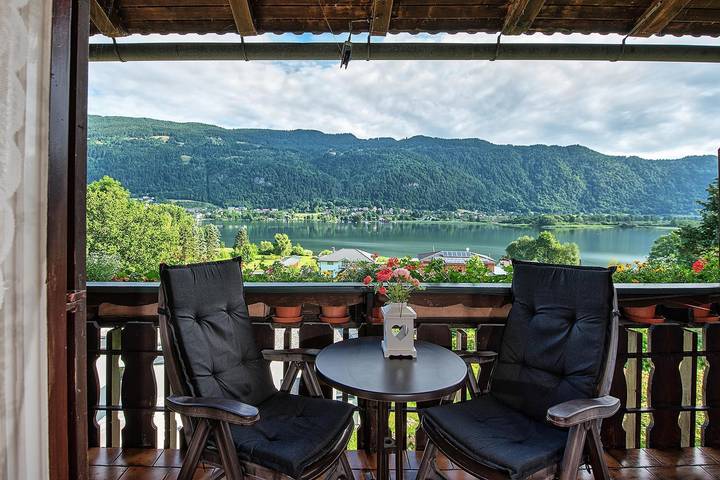 Ganze Ferienwohnung, Doppelzimmer in Steindorf am Ossiacher See, Bezirk Feldkirchen