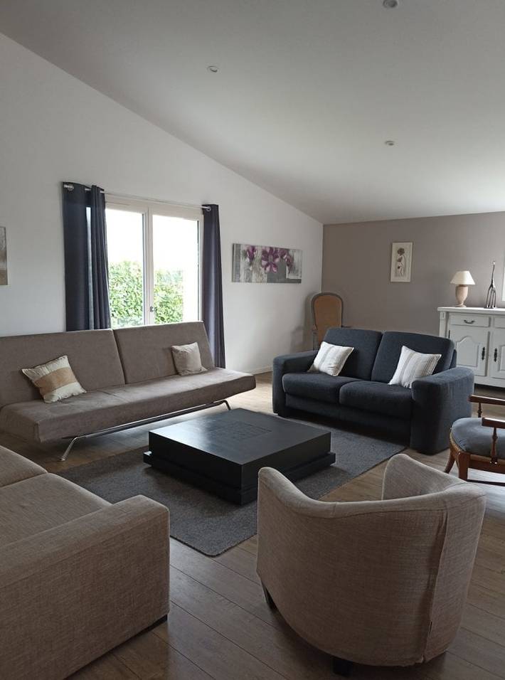 Gîte pour 25 personnes, avec terrasse et jardin - 1