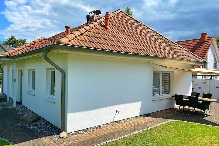 Ferienhaus für 4 Personen, mit Sauna und Garten sowie Terrasse in Sassnitz