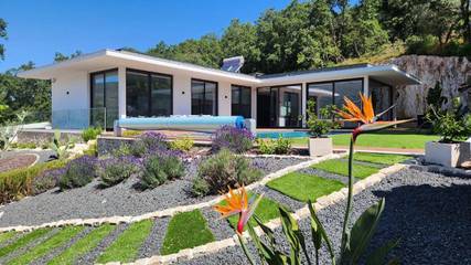 Chalet para 6 personas, con jardín además de piscina y jacuzzi en Lisboa y alrededores