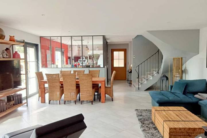 Villa with view of the pont du gard in Castillon-du-Gard, Nimes und Umgebung