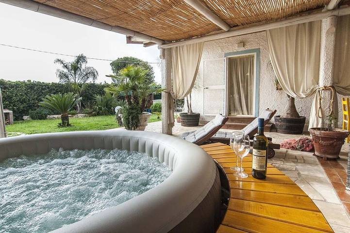 Villa für 6 Personen, mit Pool und Whirlpool sowie Garten, mit Haustier - 1