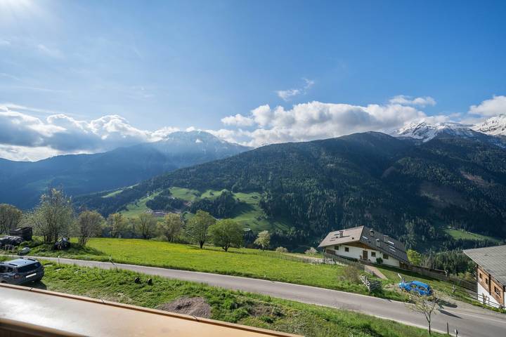 Entire apartment, Apartment 'Matscherhof Nikolaus' with Mountain View, Shared Garden and balcony in Ulten, Ortler Alps