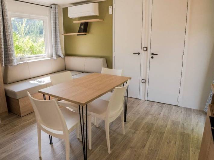 Mobil home pour 4 personnes, avec piscine à Méolans-Revel - 4