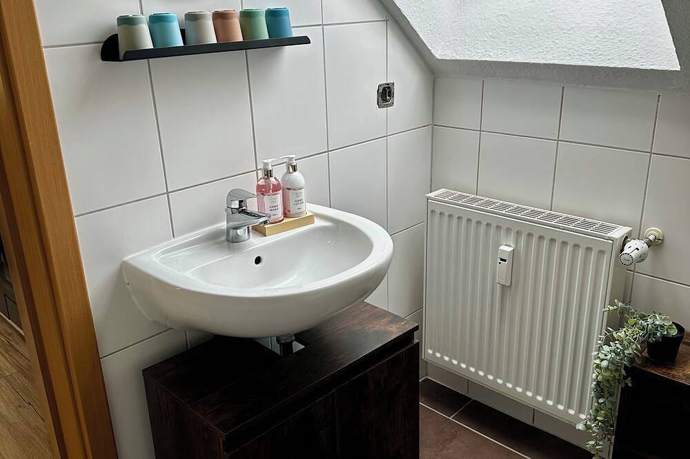 Ganze Wohnung, Gemütliche, frisch renovierte Ferien-& Monteurwohnung in Egeln in Egeln, Magdeburger Börde