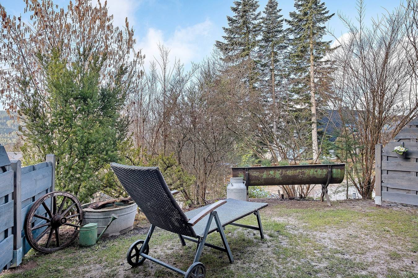 Apartamento entero, Apartamento 'Panoramablick y tranquilidad' con vistas a la montaña, terraza privada y Wi-Fi in Neustadt (Titisee-Neustadt), Titisee-Neustadt
