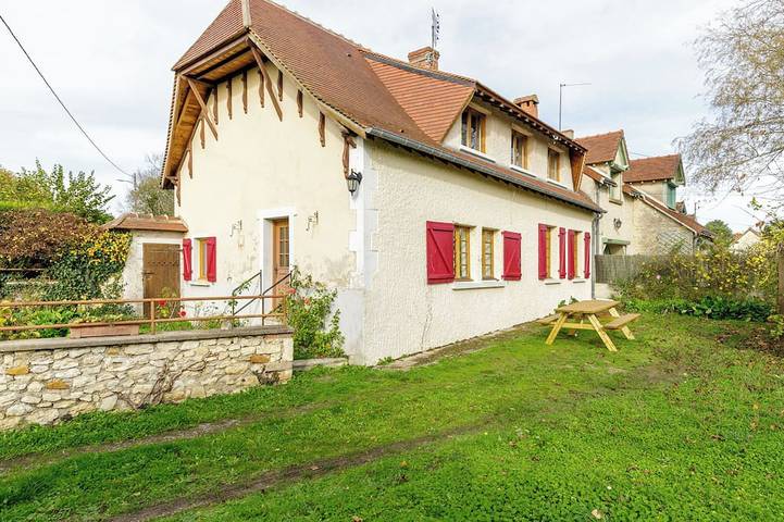 Location de vacances pour 7 personnes, avec jardin, animaux acceptés dans Oulches