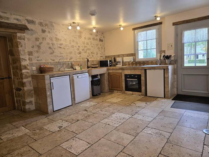 Gîte pour 6 personnes, avec jardin, animaux acceptés à La Chapelle-Rablais - 3