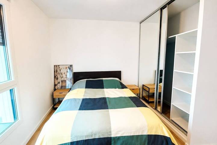 Entire apartment, Belle Chambre pour femme, dans Magnifique F4, 3 Ch in Thiais, Val-de-Marne