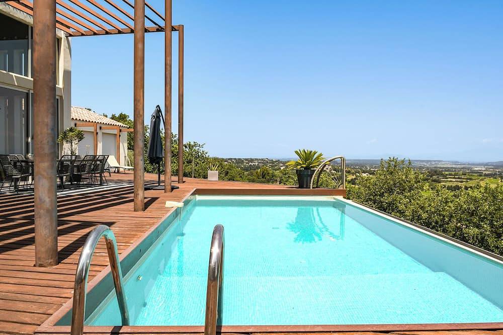 Les Hauts d'Avignon - Gueesthouse -Room 5 in Rochefort-du-Gard, Region de Nimes