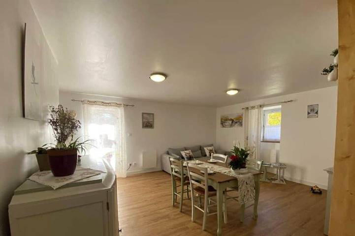 Appartement de vacances pour 4 personnes, avec jardin