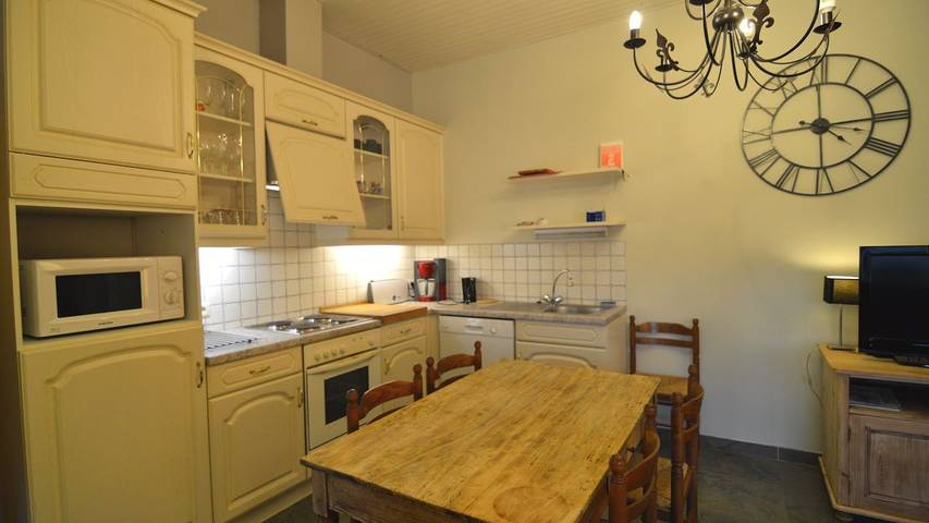 Location de vacances pour 5 personnes, avec jardin et piscine à Yvoir - 4