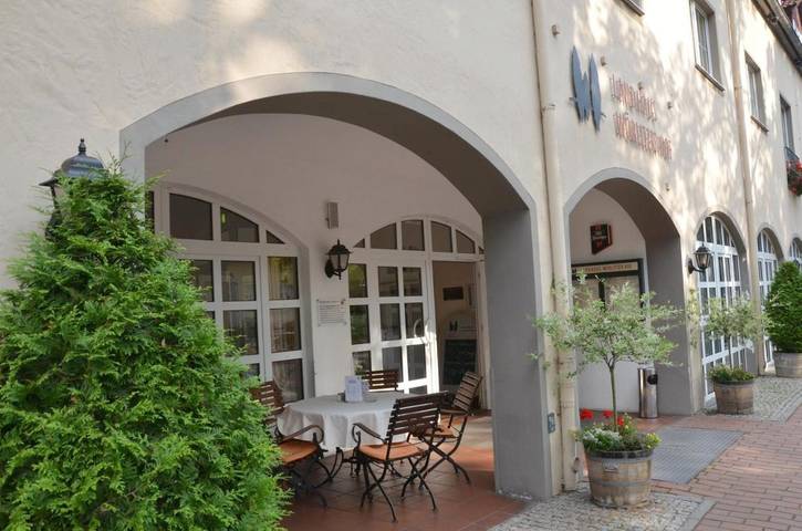 Hotel für 2 Personen, mit Terrasse und Garten sowie Sauna in Wörlitz
