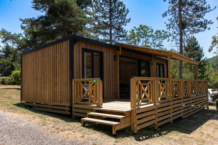 Caravane pour 4 personnes, avec Balcon/Terrasse et Terrasse