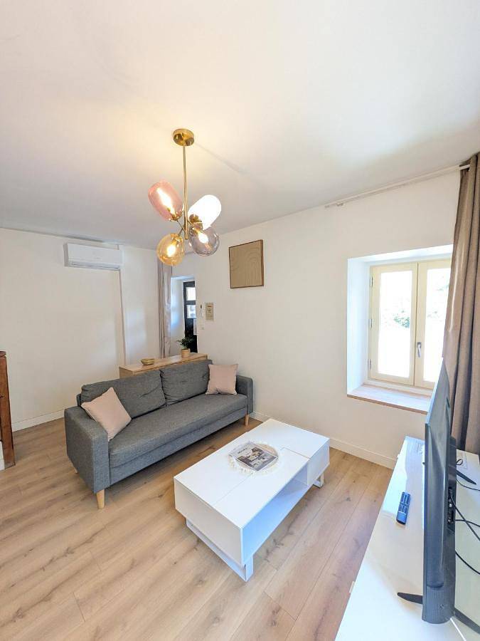 Gîte pour 5 personnes à Vertrieu - 4