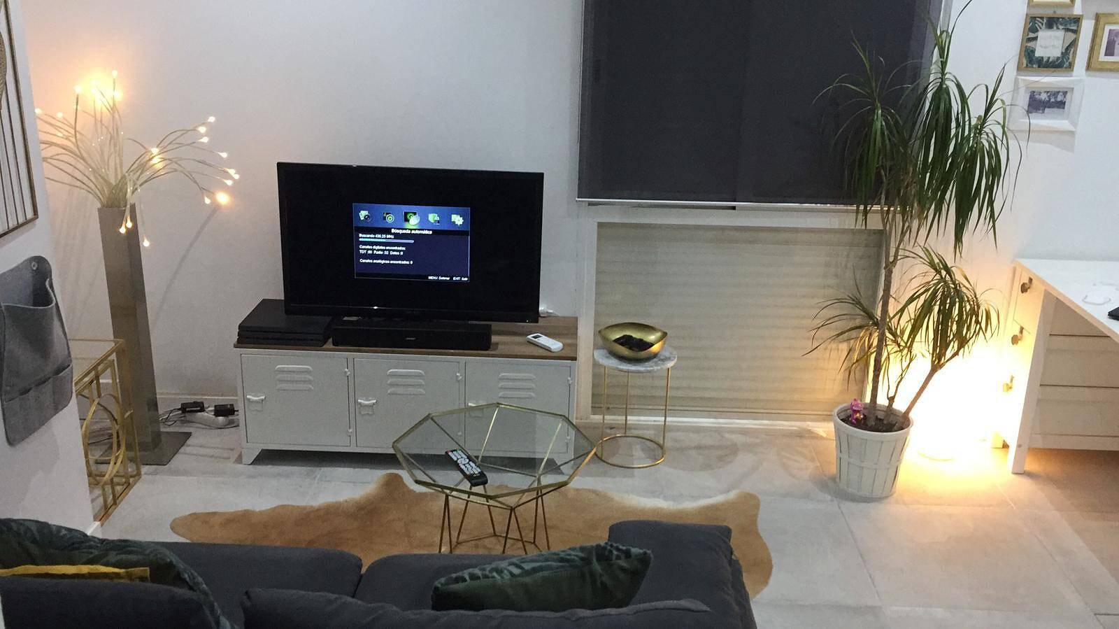 Apartamento entero, Apartamento 'The Penthouse Malaga Center' con Wi-Fi y aire acondicionado in Málaga Centro, Málaga