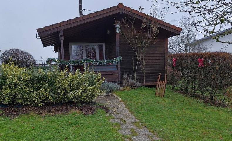 Chalet pour 5 personnes, avec terrasse et jardin