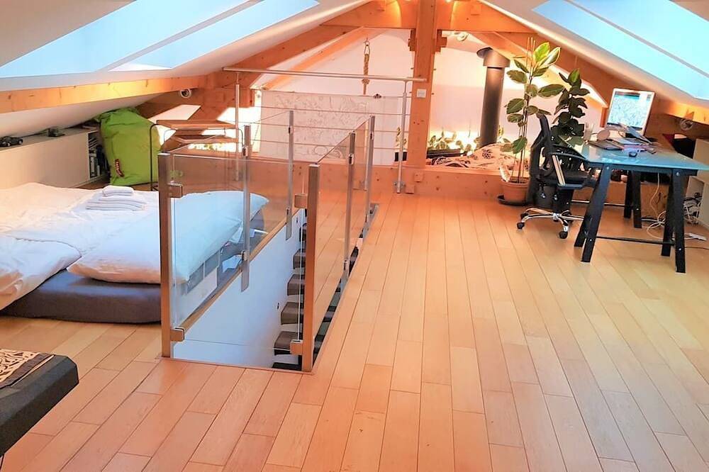 Modern Duplex (home office, laptop friendly) in Cessy, Gex