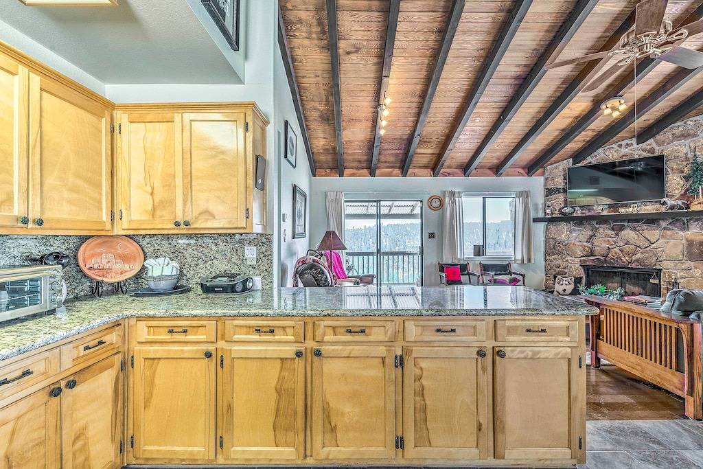 Scenic Hideaway w/ Deck & Grill ~ 6 Mi to Ruidoso! in Alto, Ski Apache