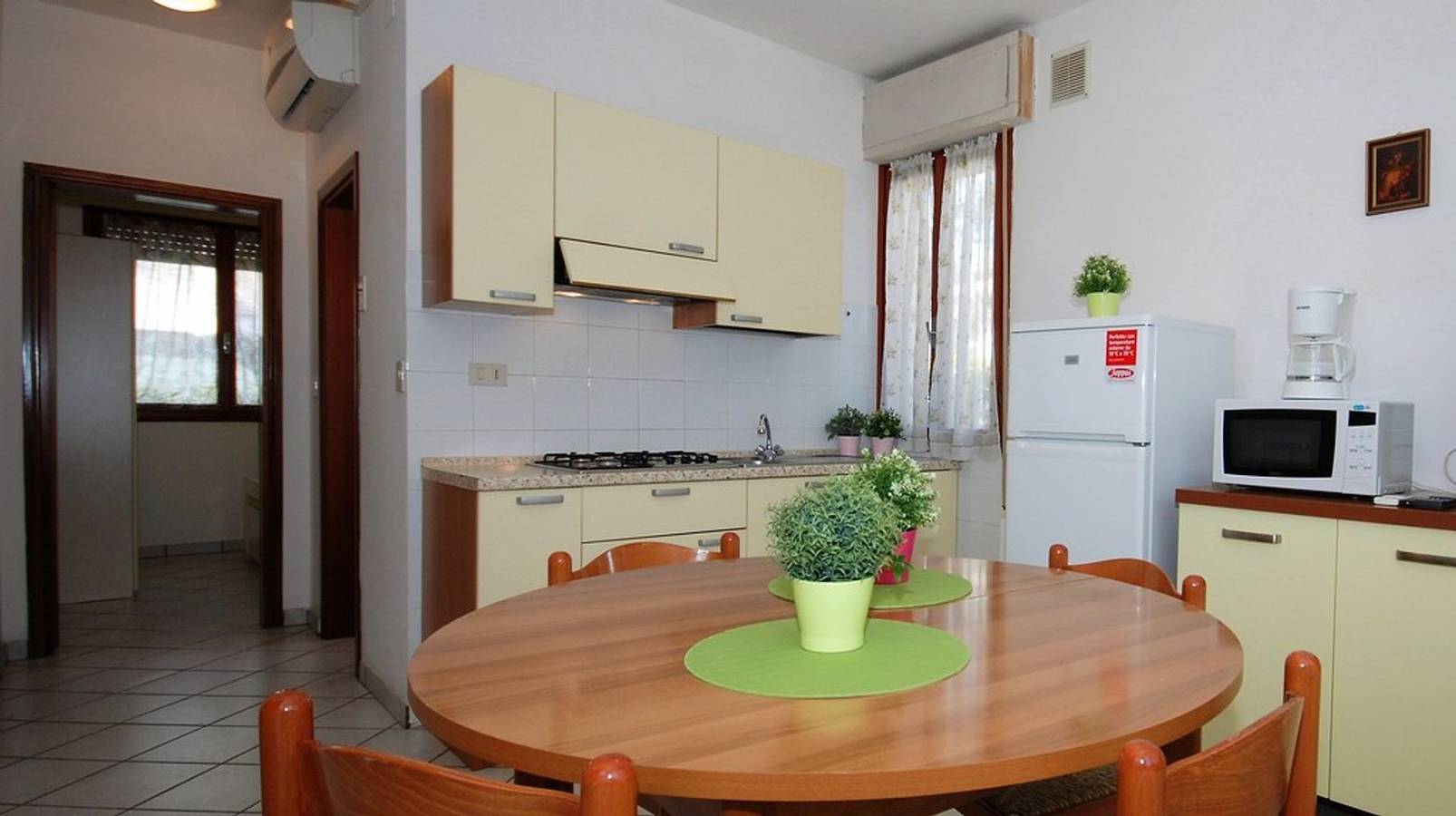 Villa per 5 Persone in Lignano Sabbiadoro, Provincia d'Udine